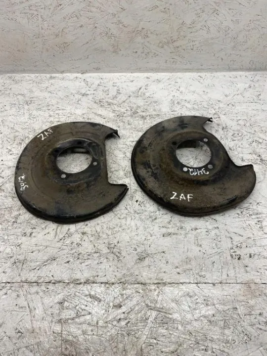 Opel Zafira C 2015 Taka jarrulevykilpi OEM 13408175 image 2