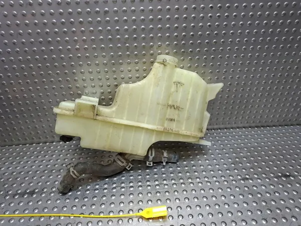 Uitzettank Tesla Model S 12-16 OEM S25165813 image 2