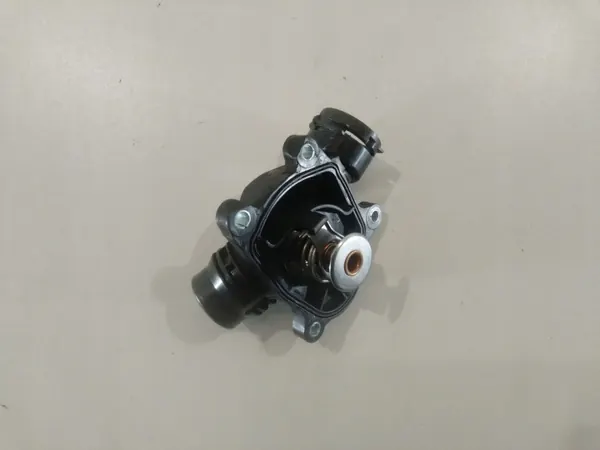 Termostato BMW OE 11517805811 - Pieza Usada image 4