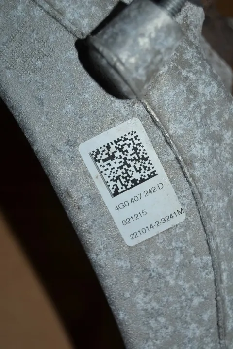 Audi A4 B8 A5 8T LIFT Mozzo destro NUOVO 8K0407258AA image 3