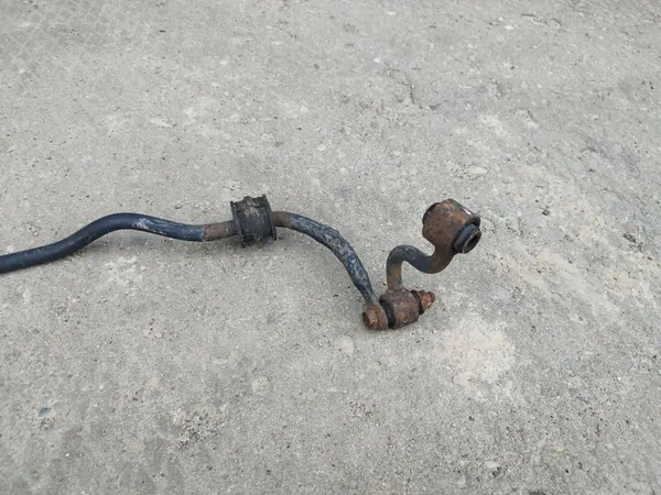 Stabilisateur arrière Nissan Qashqai 2008 image 2