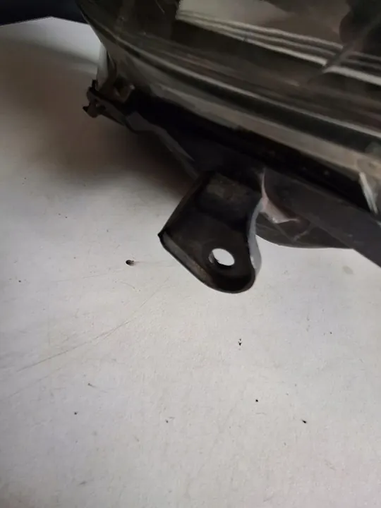 Faros izquierdo Toyota Yaris III 2011 DEPO image 7