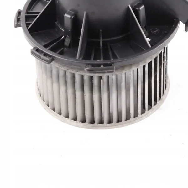 Lämmityspuhaltimen moottori Mercedes Sprinter W906 A0008356007 image 7