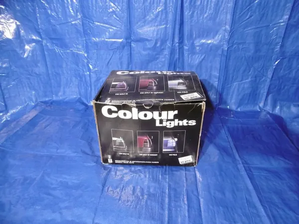 VW GOLF III Bakljus Vänster Höger 1H6945111 1H6945112 image 5