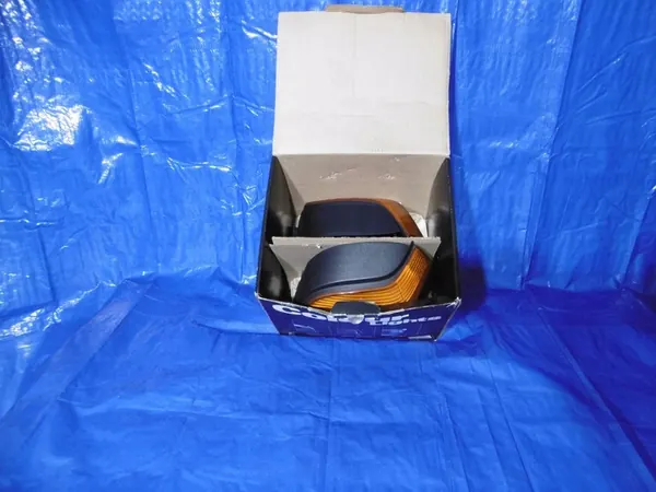 VW GOLF III Bakljus Vänster Höger 1H6945111 1H6945112 image 6