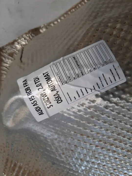 Protetor Tubo Escape Esquerdo OEM 8W0804173C Audi A5 image 4