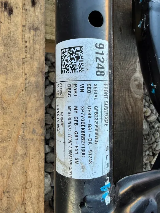 Cuna suspensión delantera Tesla OEM 1044532-00-B image 3