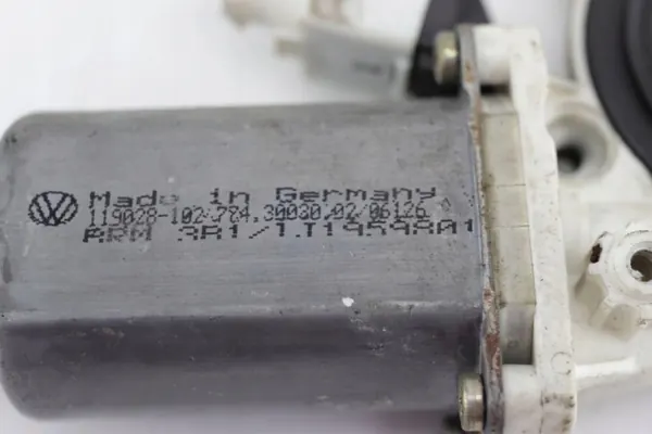 Motor Janela Esquerda Dianteira OEM 1T1959201 - Usado image 5