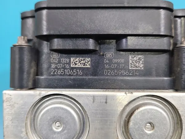 Pompe ABS d'occasion OEM 0265260989 Fiat Ducato IV image 10