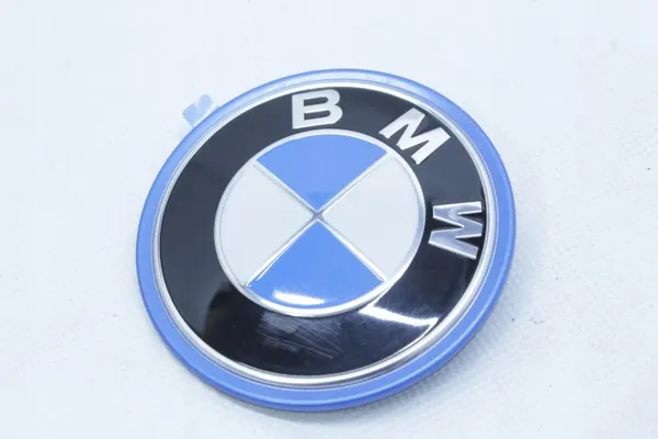 BMW OEM 5A26938 Konepeltimerkki 82mm Käytetty image 2