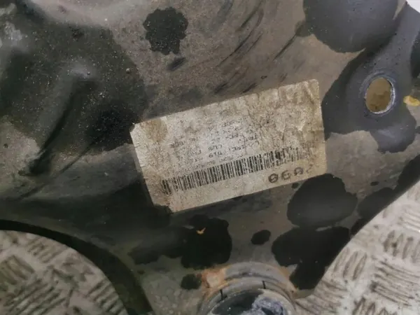 Kia OE CB254810C1100 Voorste hulpframe - Gebruikt image 5