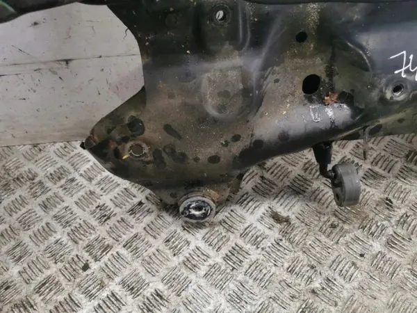 Kia OE CB254810C1100 Voorste hulpframe - Gebruikt image 9
