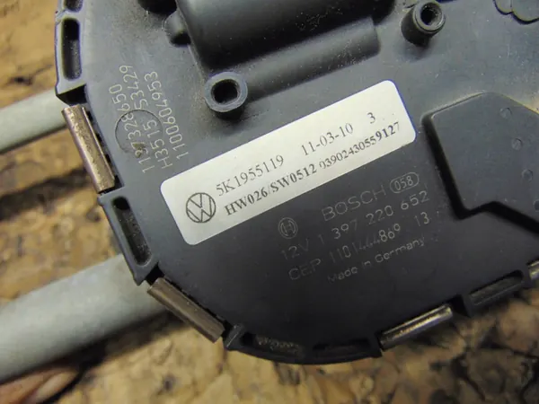 Etupyyhkijämekanismi VW Golf 6 VI Kombi image 9