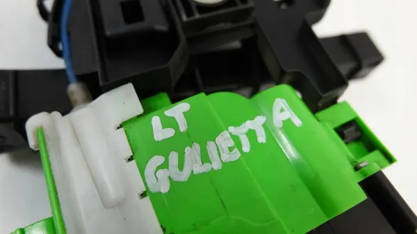 ALFA ROMEO GIULIETTA LINKER HINTEN TÜRMECHANISMUS 5PIN image 9