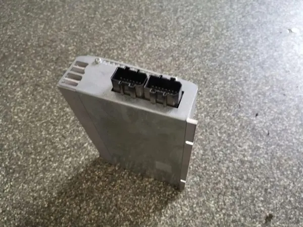 Skoda Superb I Radiovahvistin OEM 3U0035456B image 3