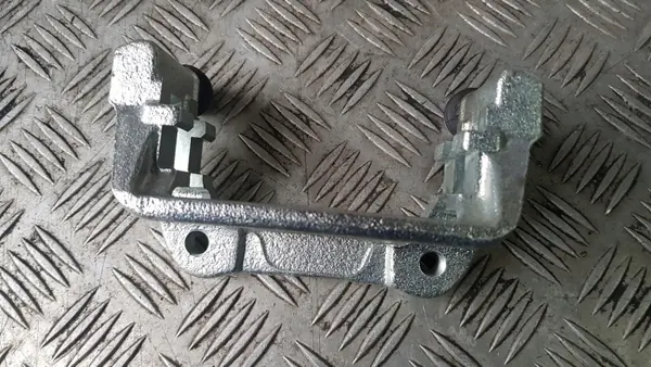 VOLVO V60 Bremszangenhalterung links hinten OEM 1537/d image 4