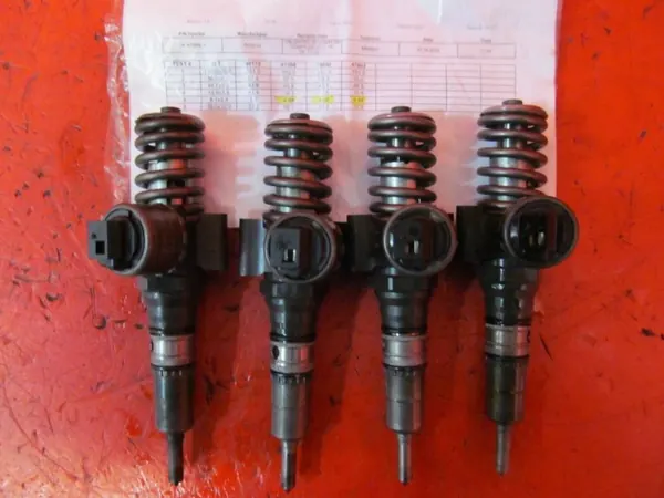 Pompe d'injection OEM 038130073B pour VW Audi Seat 2.0 TDI image 2