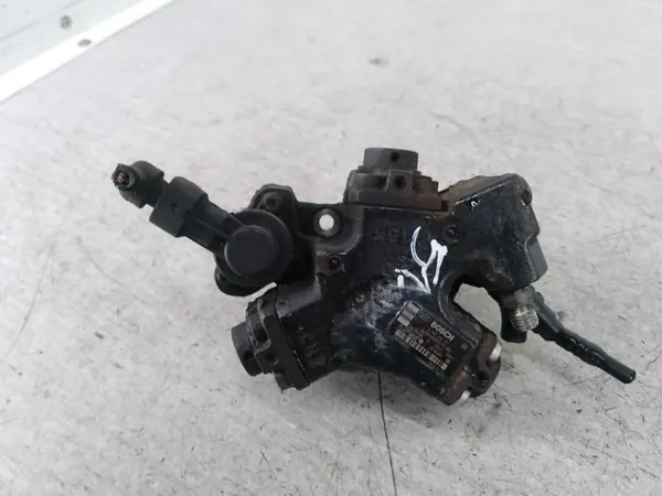 Pompe à injection OEM 55206489 pour Opel Astra H image 2