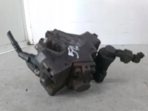 Pompe à injection OEM 55206489 pour Opel Astra H image 3