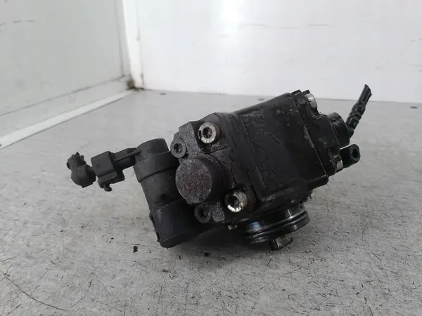 Pompe à injection OEM 55206489 pour Opel Astra H image 5