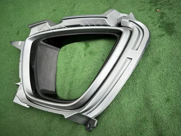 Griglia faro antinebbia sinistra KIA Sorento image 2