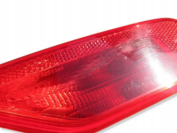 Volvo XC40 II Rechte Heckleuchte Stoßstange OEM 31656866 image 5