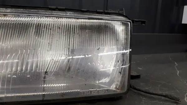 Farol esquerdo OEM 0301028305 para Opel Vectra A image 3