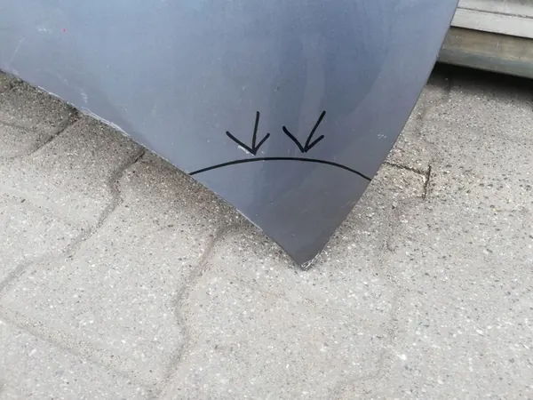 BMW 1 E87 Motorhuv 2007-2011 image 2