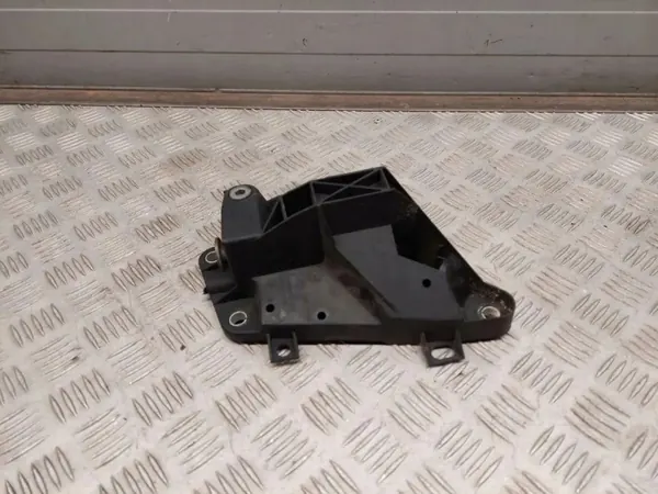 Support radiateur OEM 68292238AA droit avant Chrysler image 2