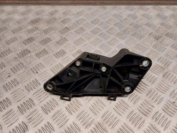 Support radiateur OEM 68292238AA droit avant Chrysler image 3