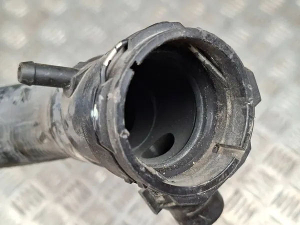 Vesiputki BMW F10 F11 F07 7619684 image 3