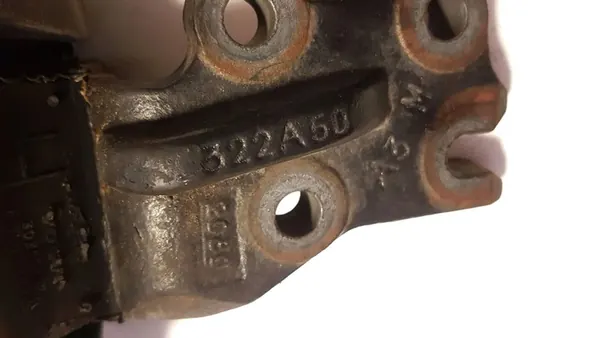 Volvo OE 30793797 Moottorin kiinnitys image 8