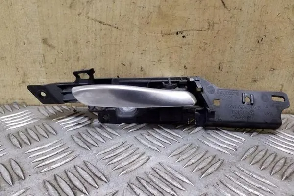 Takaoikea Sisäkahva BMW X5 (E70) 51416974296 image 4