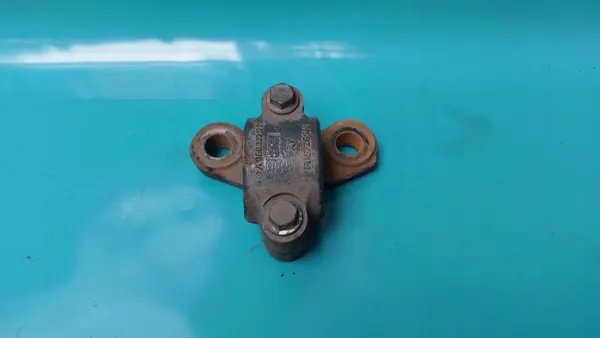 Mercedes Actros MP4 framstabilisatorfäste OEM A9603231221 image 2