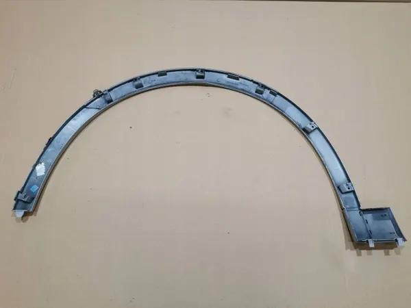 Porsche OE 9Y0853718K Vorderer Rechter Schmutzfänger image 6