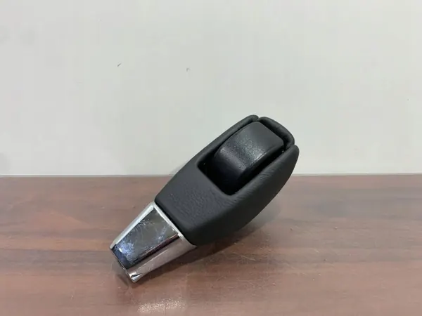 Subaru OE Schaltknauf OEM FBZ27118 - Gebraucht image 4