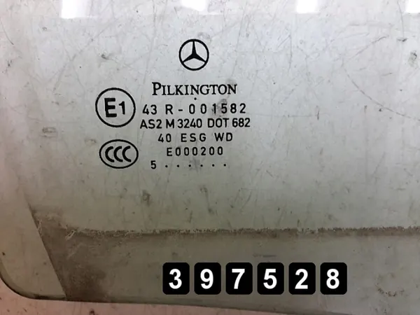 Mercedes dörrglas OEM e143r001582 - Begagnad image 3