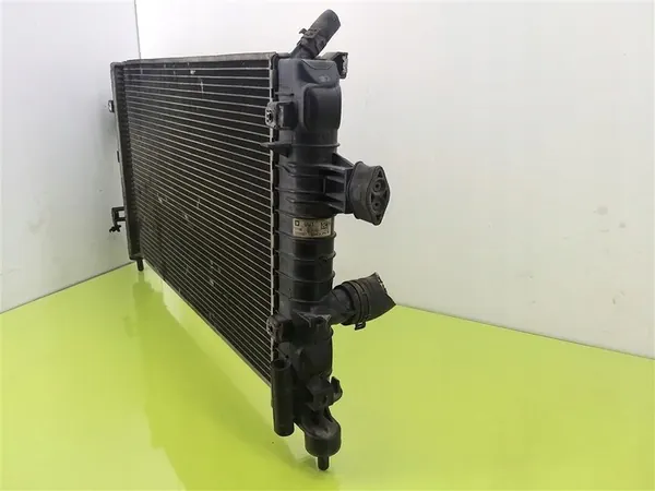 Vattensradiator Opel Astra III H 2004-2013 1.4 16V OEM image 3