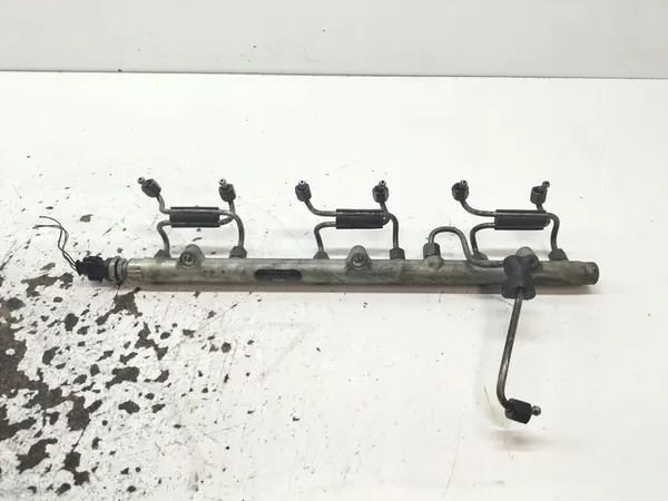 Rail de combustível BMW Série 5 E39 image 2