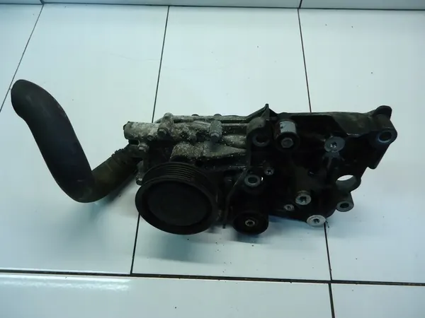 Vattenpump och termostat OPEL ZAFIRA B 2.0CDTI image 2