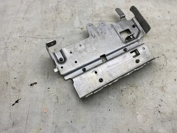 Soporte convertidor Jaguar I-Pace OEM J9D314B303AD image 5