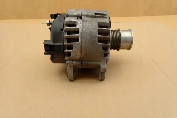 AUDI A1 Vaihtovirtageneraattori 05E903026Q OE image 6