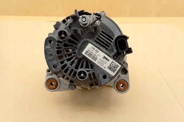 AUDI A1 Vaihtovirtageneraattori 05E903026Q OE image 7
