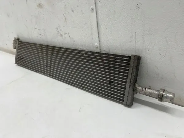 Mercedes-oljekylare OEM A0995005003 - Begagnad image 3