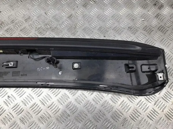 Audi Q5 (8R) Kofferraumspoiler OEM 8R0827933 image 8