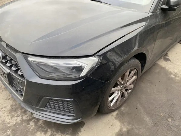 Konepeite Audi A1 Sportback 2019 OEM 284877 Käytetty image 3