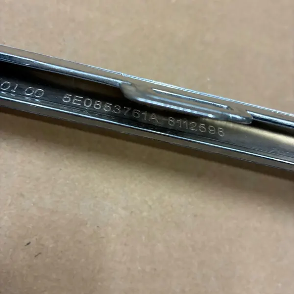 Skoda Octavia III Front Grille Frame 2016-2020 OE image 10