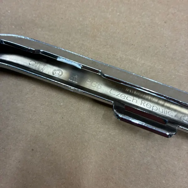 Skoda Octavia III Front Grille Frame 2016-2020 OE image 9