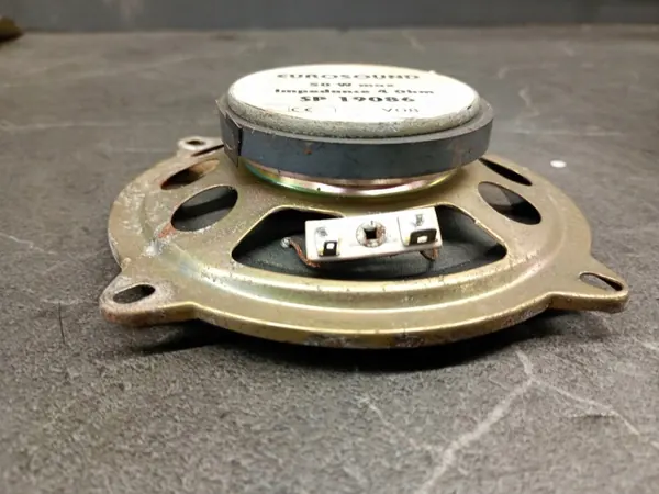 Kaiutin Mercedes W123 OEM glosnik mercedes w123 image 5