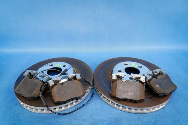 Discos e pastilhas dianteiros OEM 8858705 para BMW X3/X4 image 2